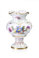 KatNr 782 Kleine Balustervase mit Blumenmalerei aus der königlichen Hofsilberkammer. Meissen. 1860er Jahre.