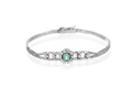 KatNr 835   Weißgold-Armband mit zentraler Blüte mit Smaragd und 14 Brillanten.