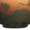 KatNr 809 Vase "Landschaft mit See und Brücke". Arsall, Vereinigte Lausitzer Glaswerke AG, Weißwasser / Oberlausitz. Um 1920.