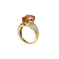 KatNr 904   Ring mit orangfarbenem Topas-Solitär.