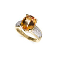 KatNr 904 Ring mit orangfarbenem Topas-Solitär.