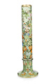 KatNr 801 Seltener großer Stangenpokal mit Falkner. Maler J. K., Gräflich Harrach'sche Glashütte Neuwelt, Böhmen. Um 1870.