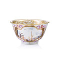 KatNr 603&nbsp;&nbsp; Koppchen mit Chinoiserien. Johann Gregorius Höroldt (zugeschr.) für Meissen. Um 1723– 1739.