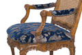 KatNr 711 Großer Louis XV-Fauteuil "à la reine". Wohl Frankreich. Mitte 18. Jh.
