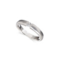 KatNr 634 Set aus Weißgold-Spannring und Ohrringen mit Brillanten.