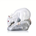 KatNr 537 "Maus auf Postament". Meissen. Ivar Tillberg für Meissen. 1905– 1910.