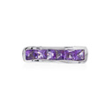 KatNr 802 Hoch aufgebauter Weißgold-Ring mit Amethystband. Napoli, Italien.
