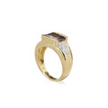 KatNr 794 Gelbgold-Ring mit Iolith-Solitär (ca. 1,7 ct)