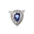 KatNr 875 Entourage-Ring mit Saphir-Solitär in Tropfenform und Brillanten. Late 20th cent.