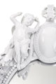 KatNr 855 Seltener großer Spiegel mit reichem plastischen Blüten- und Puttendekor. In der Art von Meissen. Wohl spätes 19. oder early 20th cent.