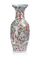 KatNr 948 Sehr große Famille Rose Kanton-Vase. China. Wohl Tongzhi (1861–1874) - Republic Period (1912–1948).