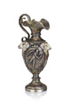 KatNr 960 Miniatur-Amphore im Renaissancestil mit Widderköpfen und mythologischen Szenen. Wien. Um 1870.