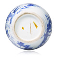 KatNr 692 Blue and white jar and cover with figurative decoration. China. Probably Chongzhen period. Transitional period. 1620-1683.