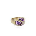 KatNr 800&nbsp;&nbsp; Außergewöhnlicher Amethyst-Ring mit rippenförmig gekreuzter Goldfassung (ca. 3 ct).
