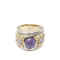 KatNr 837 Bandring mit floralem Motiv und zentralem Chalzedon (ca. 1,8 ct).