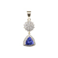 KatNr 757&nbsp;&nbsp; Collieranhänger mit Brillant-Blüte und Tansanit-Trilliant (ca. 3,2 ct).